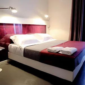 https://inn-urbe-colosseo.it-romehotels.com